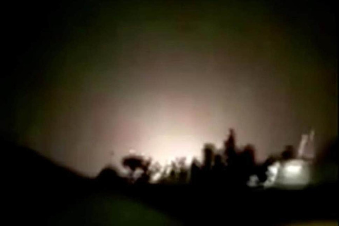 Quan chức Iran cảnh báo về nguy cơ chiến tranh khu vực nếu Mỹ trả đũa ảnh 1