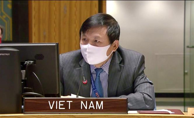 Đại sứ Đặng Đình Quý, Trưởng Phái đoàn Việt Nam tại Liên hợp quốc. (Ảnh: Hoài Thanh/TTXVN) 75 năm Liên hợp quốc: Hóa giải thách thức bằng tinh thần đa phương ảnh 3