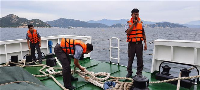 Điều thêm 2 tàu kiểm ngư tìm kiếm 26 ngư dân Bình Định mất tích ảnh 1