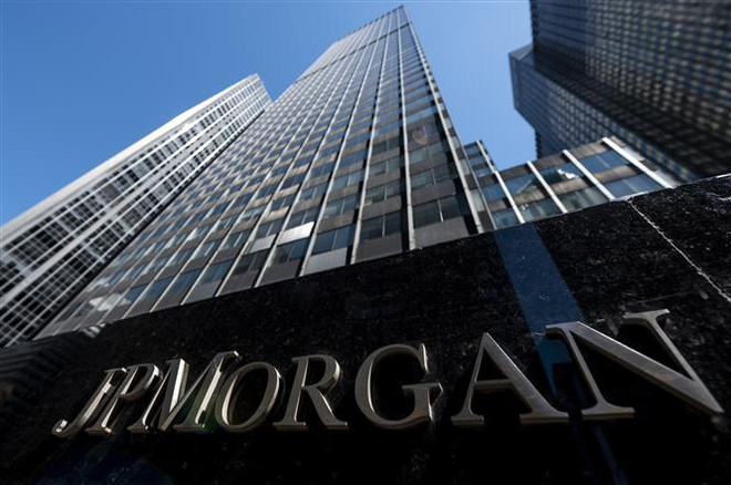 Trụ sở ngân hàng JPMorgan Chase tại New York, Mỹ. (Nguồn: AFP/TTXVN) 'Đại gia' ngân hàng Mỹ công bố số liệu kinh doanh khả quan ảnh 1