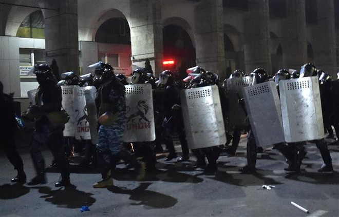 Quốc hội Kyrgyzstan triệu tập cuộc họp bất thường trong ngày 6/10 ảnh 1