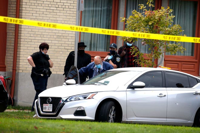 Xả súng trong một lễ tang tại Mỹ, nhiều người bị thương ảnh 1