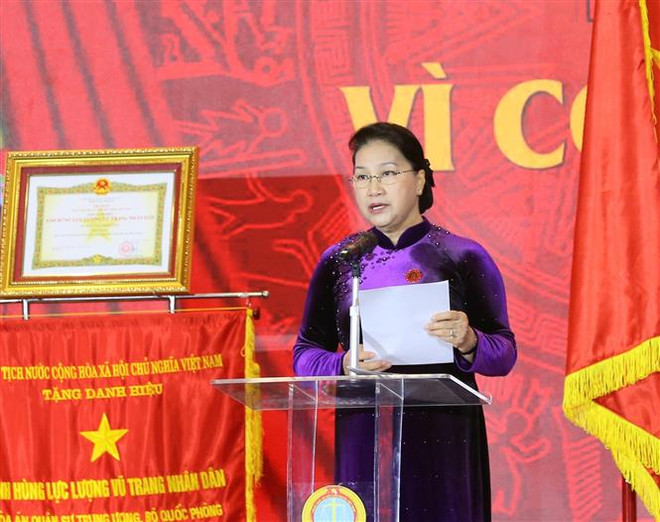 Chủ tịch Quốc hội Nguyễn Thị Kim Ngân phát biểu tại đại hội. (Ảnh: Doãn Tấn/TTXVN) Chủ tịch Quốc hội dự Đại hội thi đua yêu nước Tòa án Nhân dân ảnh 2