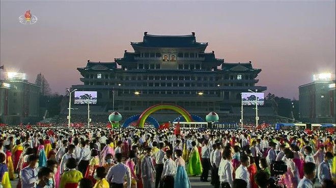 Triều Tiên kỷ niệm 110 năm ngày sinh Chủ tịch Kim Nhật Thành ảnh 1