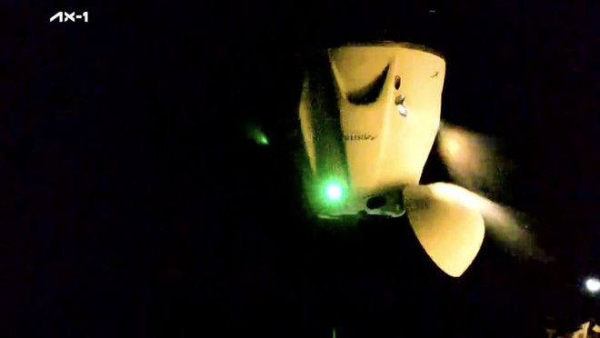 Nhóm du hành tư nhân đầu tiên rời ISS để trở về Trái Đất ảnh 1