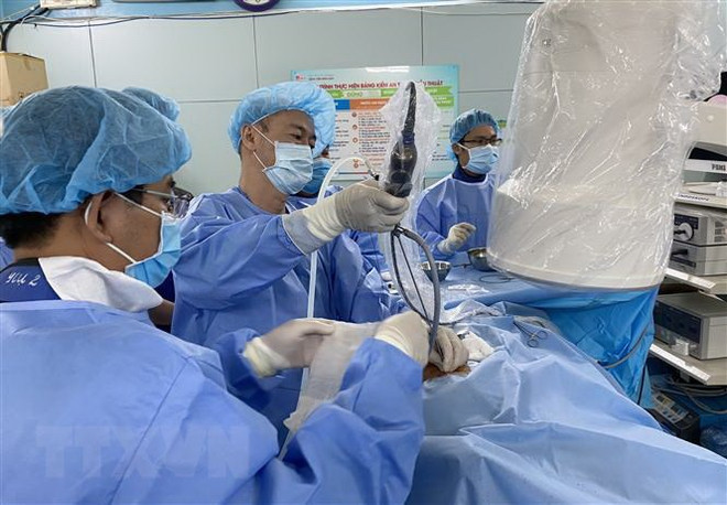 TP Hồ Chí Minh: Đối thoại, lắng nghe ý kiến góp ý của người bệnh ảnh 1