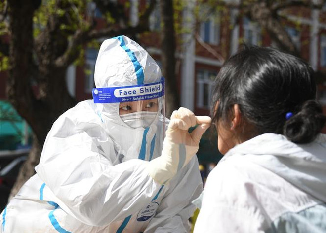 Thế giới vẫn còn hơn 40 triệu bệnh nhân COVID-19 đang phải điều trị ảnh 1