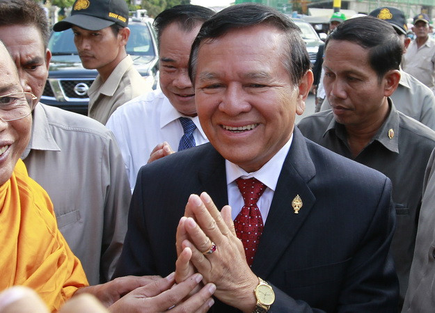 Quan chức Campuchia phớt lờ lệnh triệu tập liên quan đến người tình ảnh 1