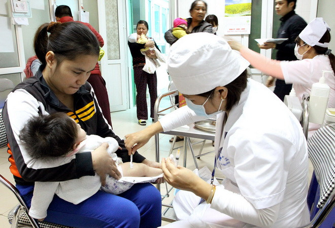 Nguyên nhân cháu bé 2 tháng tuổi tử vong sau khi tiêm Quinvaxem ảnh 1