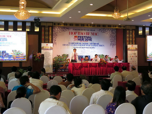 Festival Huế 2016 thu hút gần 1 triệu lượt người tham dự ảnh 1