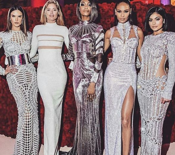 "Đẹp nhất" và "khó hiểu nhất" ở thảm đỏ Met Gala 2016 ảnh 1