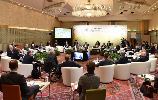 Giới chức tài chính tìm cách đối phó với rủi ro kinh tế toàn cầu ảnh 1