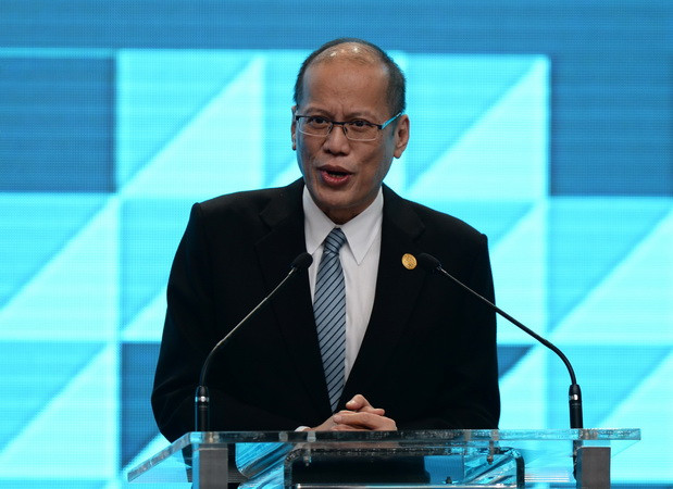 Ứng cử viên Tổng thống Philippines ganh đua tới phút chót ảnh 1