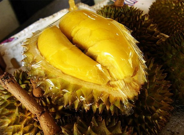 Đánh người khác đến trọng thương vì không chịu được mùi sầu riêng ảnh 1