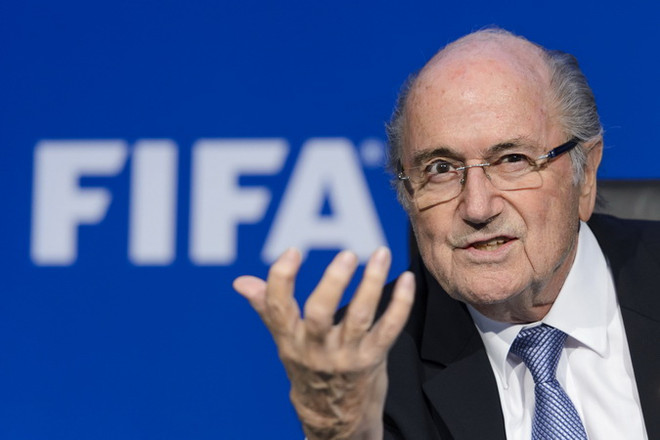 Pháp hợp tác với Thụy Sĩ điều tra cựu Chủ tịch FIFA Sepp Blatter ảnh 1