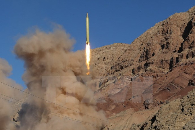 Mỹ trừng phạt thêm các cá nhân, doanh nghiệp vi phạm lệnh cấm vận Iran ảnh 1