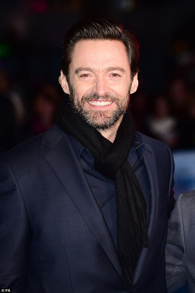 "Người sói" Hugh Jackman cứu 2 mạng người ở bãi biển Australia ảnh 4