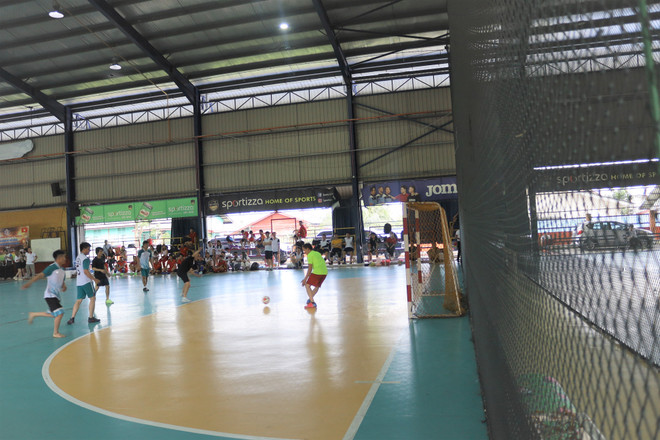 Sôi nổi giải bóng đá chào mừng Xuân Quý Mão của người Việt ở Malaysia ảnh 1