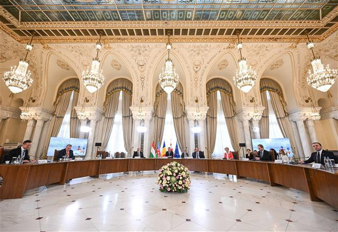 Các quốc gia EU thúc đẩy đa dạng hóa nguồn cung năng lượng ảnh 1