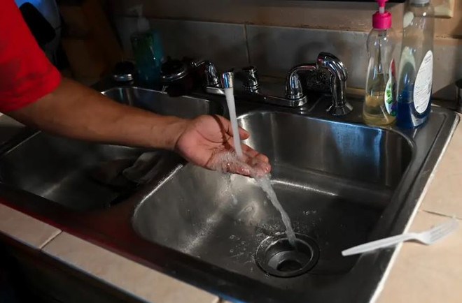 Hàng chục nghìn người dân tại Mỹ bị mất nước do vỡ đường ống ảnh 1