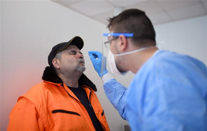 Đức có thể sẽ tuyên bố kết thúc đại dịch COVID-19 sau mùa Đông này ảnh 1