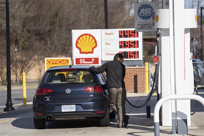 Chuyên gia cảnh báo nguy cơ kinh tế suy thoái nếu giá dầu tăng mạnh ảnh 1