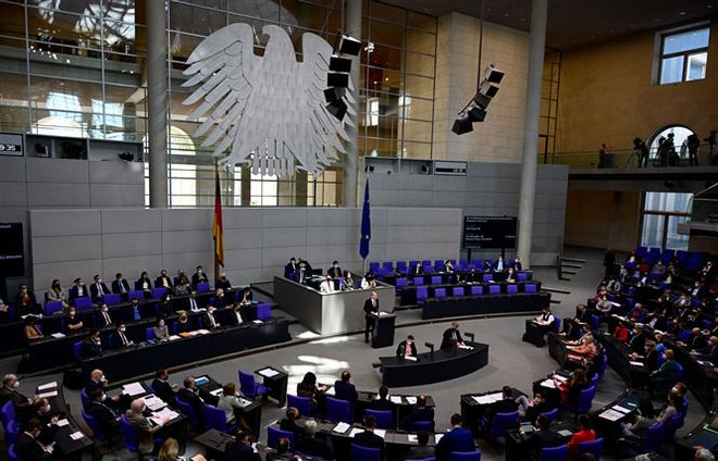 Thủ tướng Đức tuyên bố sẽ tiếp tục nhập khẩu năng lượng từ Nga ảnh 1