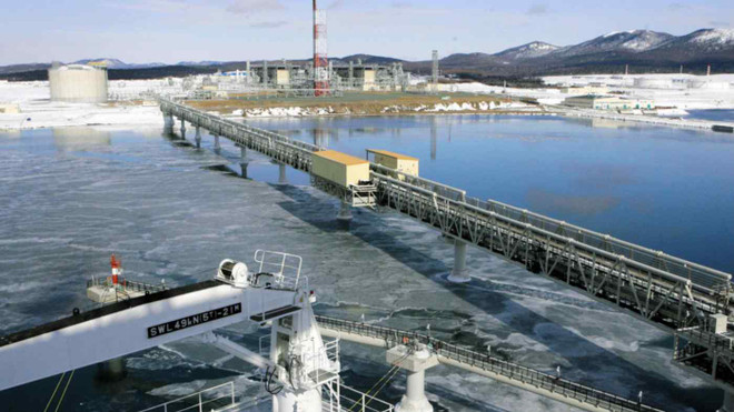 Nhật Bản tuyên bố không rút khỏi dự án khí đốt chung với Nga ảnh 1