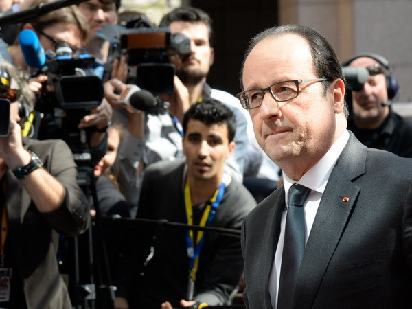 Tổng thống Pháp Francois Hollande lần đầu thăm chính thức Cuba ảnh 1