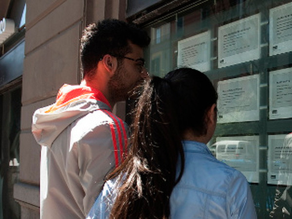 Lao động trẻ tuổi ở Italy ngày càng khó kiếm được việc làm ảnh 1