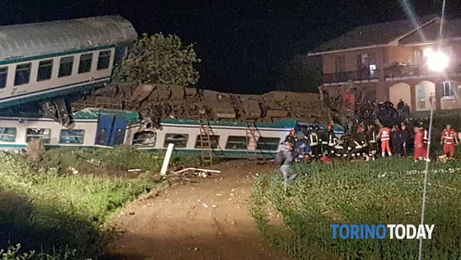 Tai nạn đường sắt ở Italy, ít nhất 20 người thương vong ảnh 1
