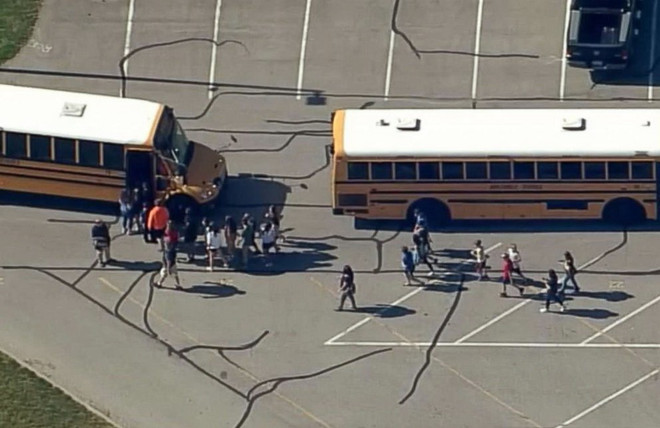 Lại xảy ra một vụ tấn công bằng súng tại trường học ở Mỹ ảnh 1