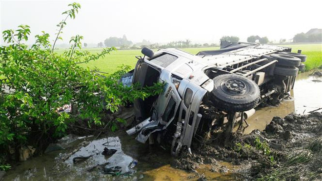 Tai nạn giao thông tại Bạc Liêu: Khẩn trương cứu chữa các ca nặng ảnh 1