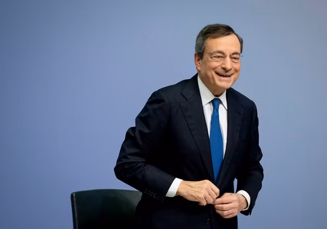 Tổng thống Italy trao quyền thành lập chính phủ cho cựu Chủ tịch ECB ảnh 1