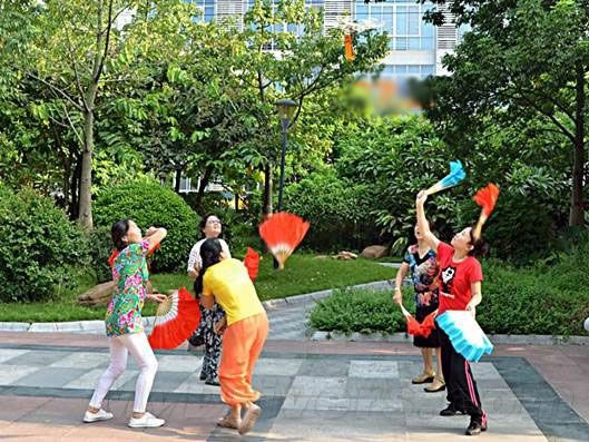 Người đàn ông 30 tuổi phải lòng cụ bà 60, hai lần tìm cách cưỡng hiếp ảnh 1