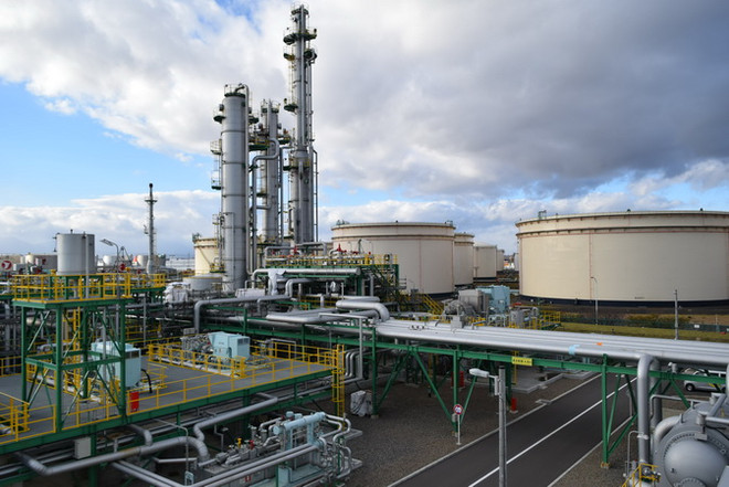 Một góc nhà máy thực nghiệm công nghệ CCS tại Tomakomai nhìn từ trên cao. (Ảnh: Nguyễn Tuyến/Vietnam+) Công nghệ đột phá giúp giảm khí thải gây hiệu ứng nhà kính ảnh 1