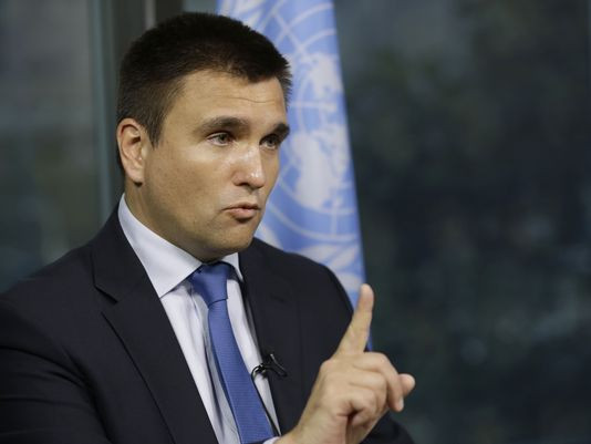 Ngoại trưởng Ukraine Pavlo Klimkin. (Nguồn: AP) Kiev-Moskva vẫn "bất đồng" trong giải quyết cuộc khủng hoảng Ukraine ảnh 1
