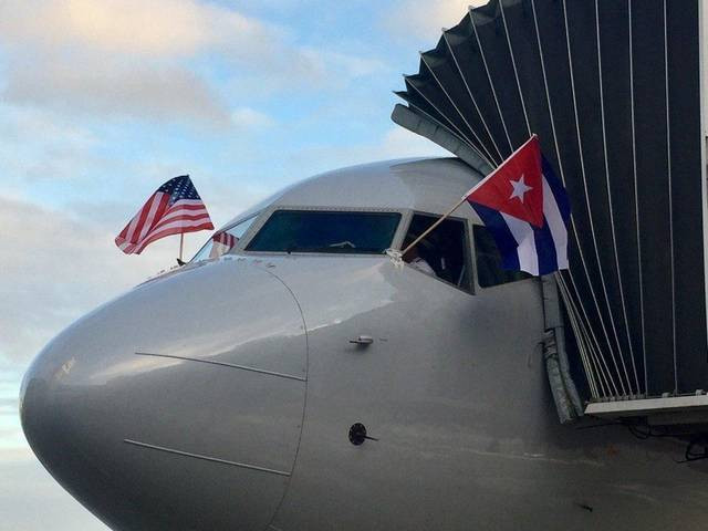 (Nguồn: miamiherald.com) Chuyến bay thương mại đầu tiên của Mỹ hạ cánh xuống Cuba ảnh 1