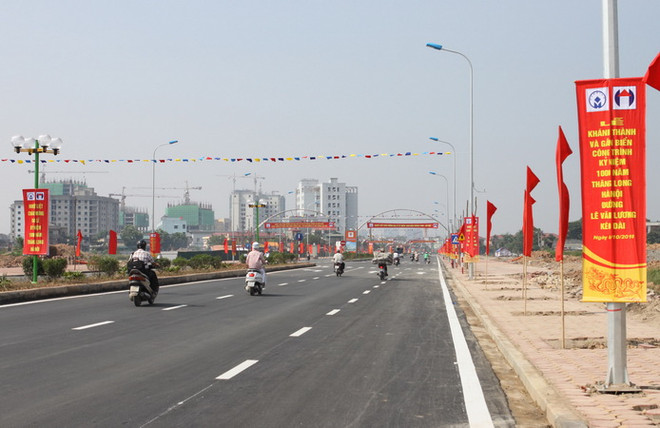 Đường Lê Văn Lương kéo dài. (Ảnh: Anh Tuấn/TTXVN) Hà Nội: Các công trình bên đường Tố Hữu được xây cao tối đa 45 tầng ảnh 1