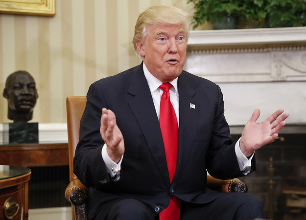 Tổng thống đắc cử Mỹ Donald Trump. (Nguồn: AP) WSJ: "Kỷ nguyên Trump" sẽ có lợi cho nền kinh tế Nga ảnh 1