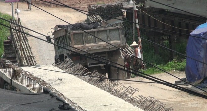 Khó tin chuyện cầu tạm qua sông thu phí “chui” cả tỷ đồng mỗi năm ảnh 2