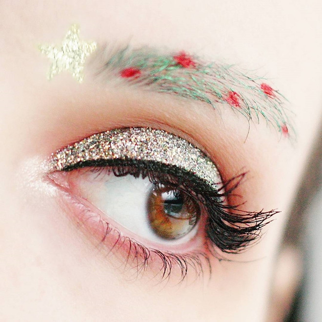 Bạn có dám thử kiểu lông mày hình cây thông cho Noel năm nay? ảnh 6