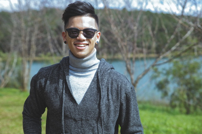 Victor Vũ chọn Trọng Hiếu thể hiện ca khúc nhạc phim "Lôi Báo" ảnh 1