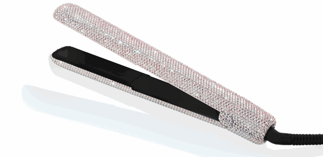 Chiếc máy sấy tóc trị giá 230 triệu đồng có gì đặc biệt? ảnh 1