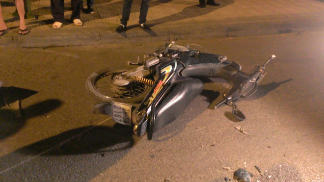 Lái xe ba bánh bỏ đi sau tai nạn nghiêm trọng, 1 người bị thương nặng ảnh 1