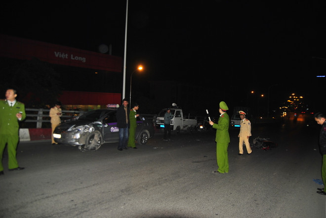 [Video] Một đêm 2 vụ tai nạn liên tiếp trên cầu vượt Trần Khát Chân ảnh 1