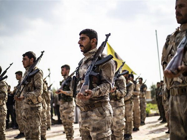 Chỉ huy SDF tại Syria thông báo về một chiến dịch thành công với Mỹ ảnh 1