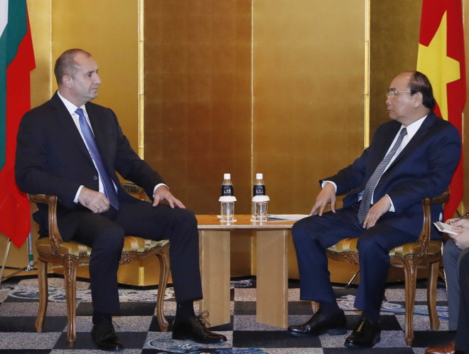 Thủ tướng tiếp song phương bên lề Lễ đăng quang của Nhà Vua Nhật Bản ảnh 2