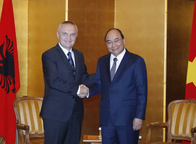 Thủ tướng tiếp song phương bên lề Lễ đăng quang của Nhà Vua Nhật Bản ảnh 3