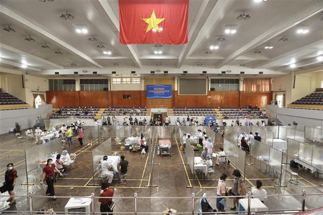 Hà Nội sau 10 ngày giãn cách chống dịch: Vì sao số ca mắc vẫn tăng? ảnh 3